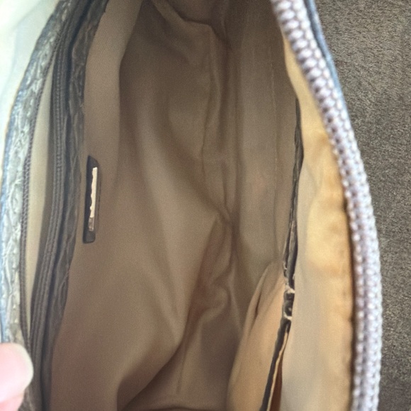 Y2K Guess purse - Picture 5 of 11